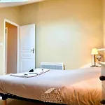 בית נופש Agreable Maison Typique Fourasine - Hyper Centre פוראס