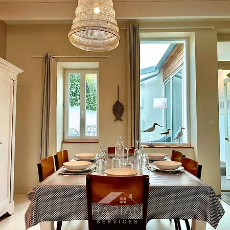 Agreable Maison Typique Fourasine - Hyper Centre Holiday home *